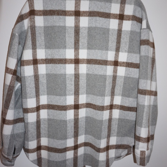 Grey Flannel Shacket - Picture 4 of 4